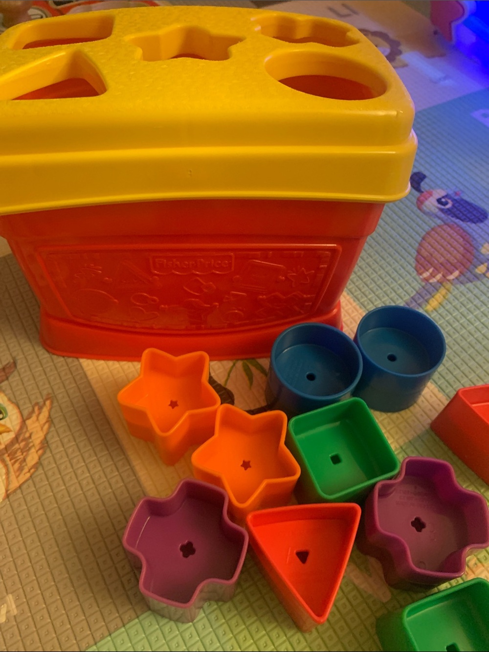 Fisher-Price Bright Shape Sorter Toy - Yellow & Red